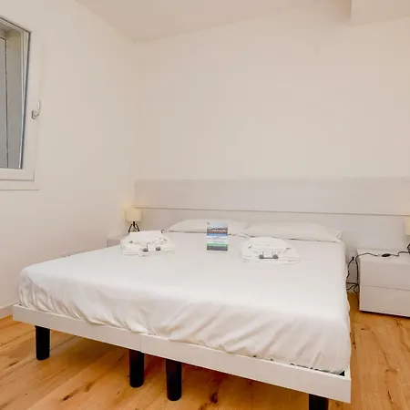 Una Terrazza Sul Lago A14 Apartamento Peschiera del Garda